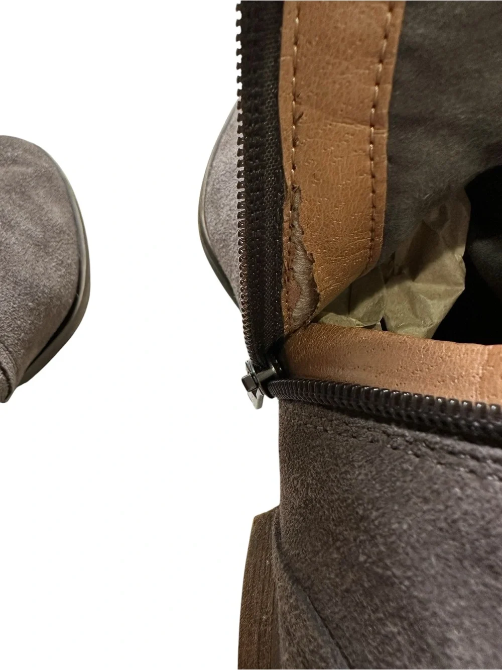 Lucky Brand Women’s 8 Gray Suede Low Heel Ankle Boot